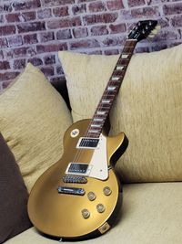 Gibson Les Paul Studio Gold Top_Front