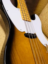 Fender &#039;51 Vintage Precision 4