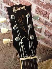 Gibson Les Paul Standard Pre Historic 2