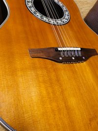 Ovation 1615 - 6